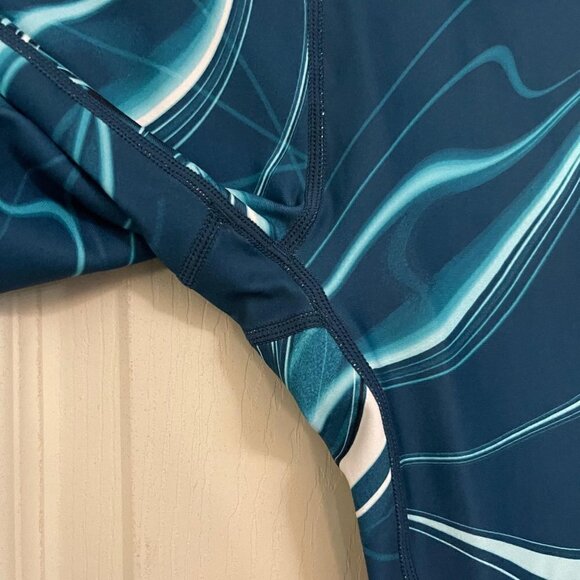 Fabletics Women's Cherise Wavelength Print Green Black Mesh Panel Leggings XS - Picture 6 of 8